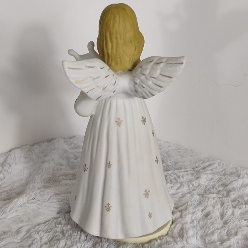 Gorham Rotating Musical Figurine  - Picture 3 of 8